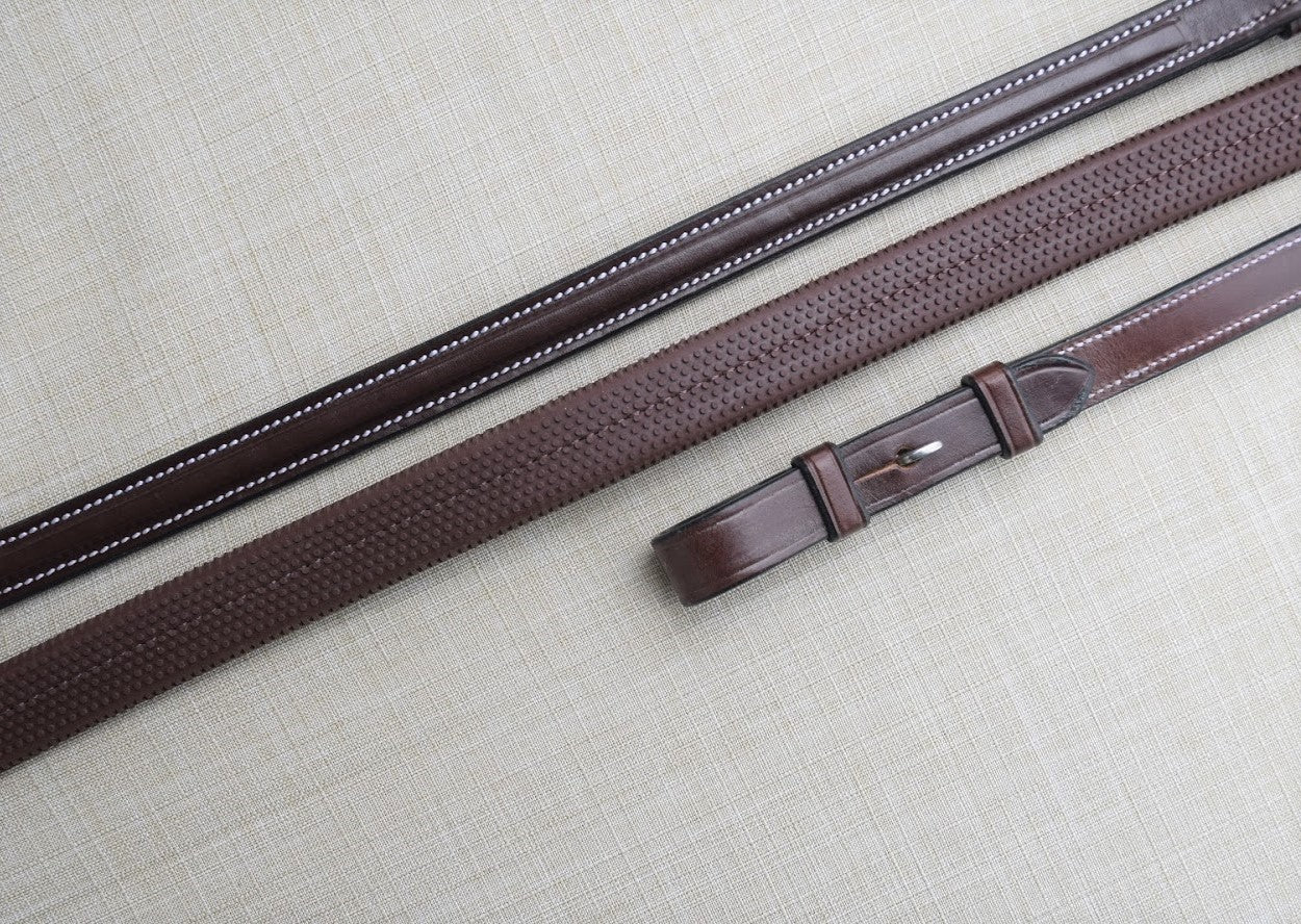 KL Select Red Barn Equinox Fig 8 Bridle & Reins