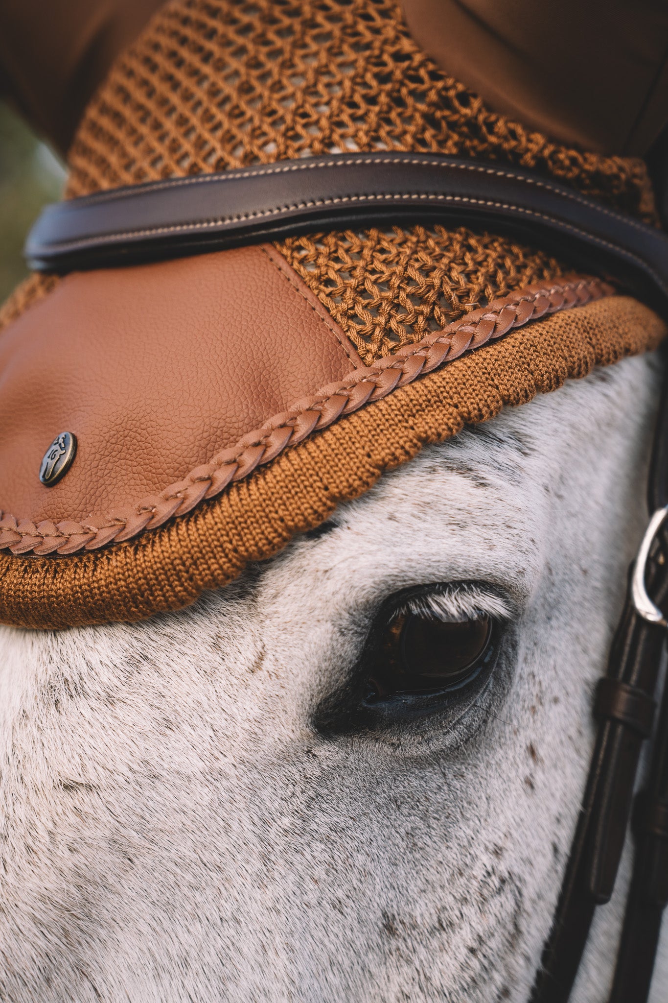 16 Cypress Ear Net - Camel