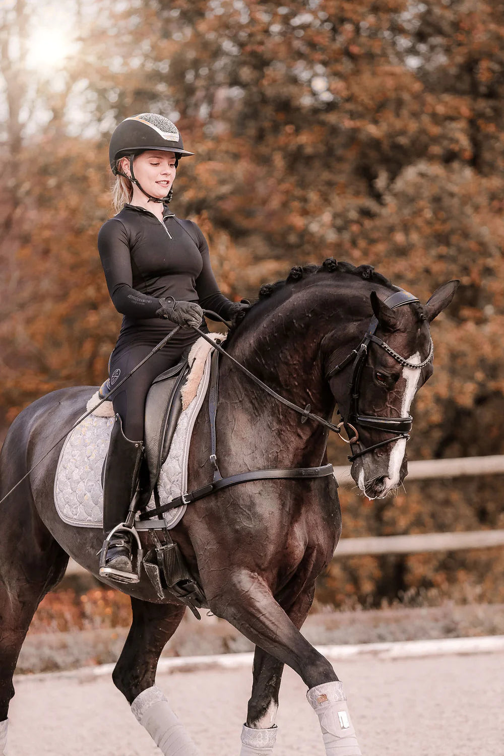 Lumiere Alicia Leather Dressage Breastplate