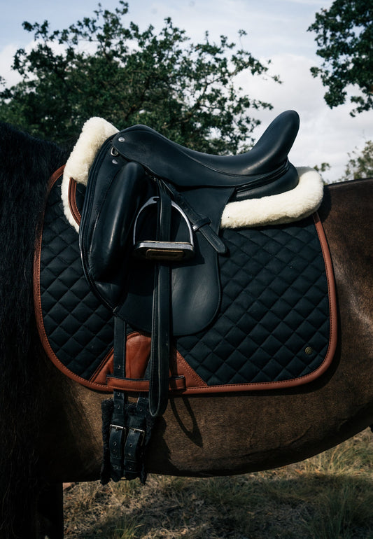 16 Cypress Dressage Pad - Black & Cognac