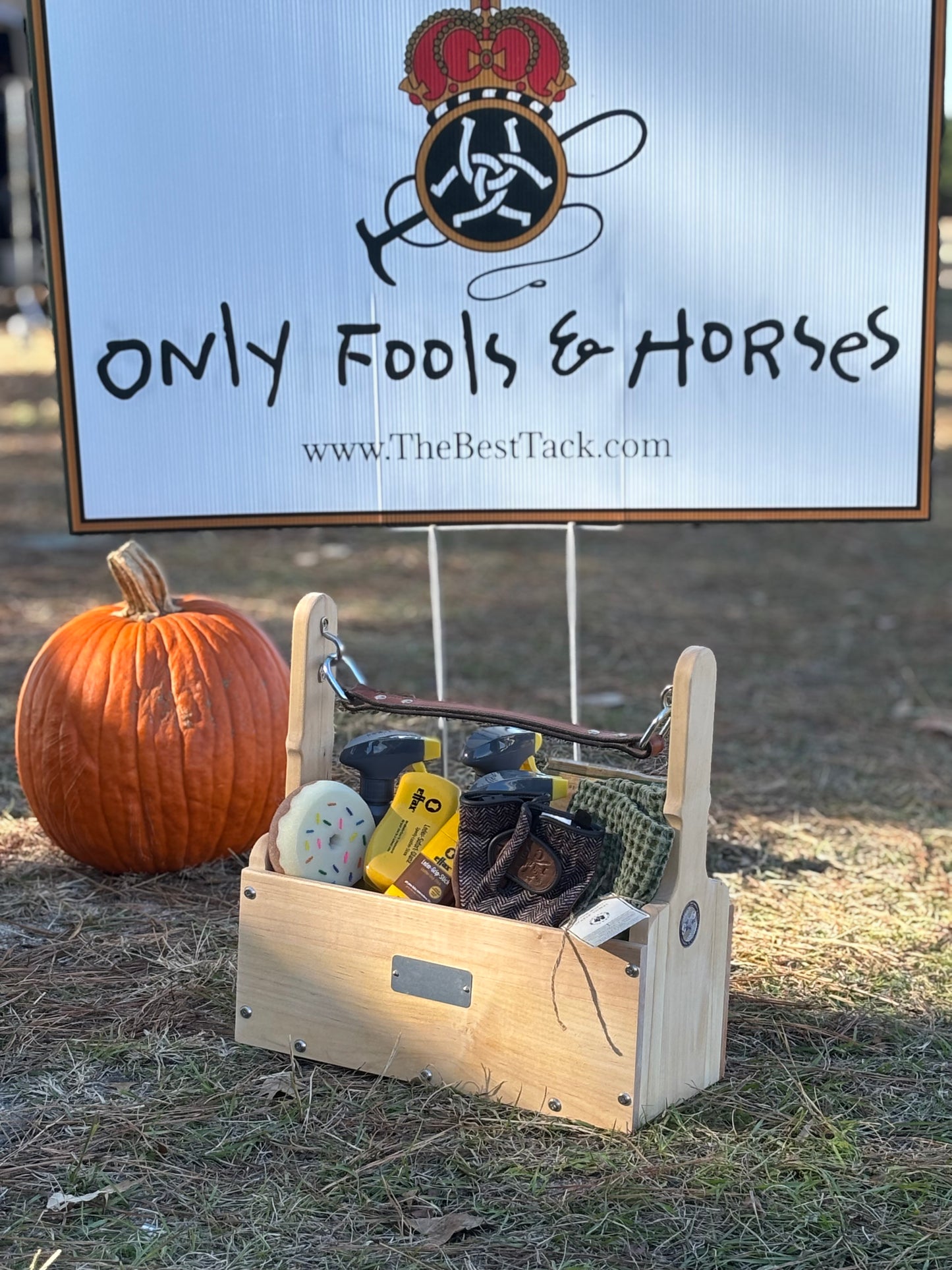 Blue Creek Grooming Box - Maple Wood