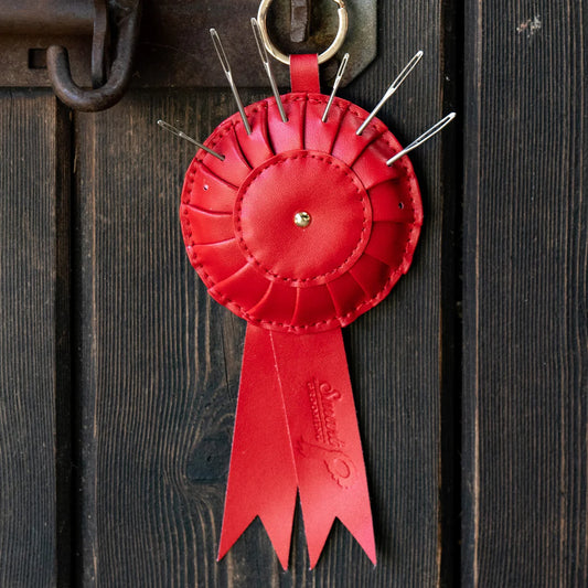 Smart Grooming Rosette Pincushion Keyring