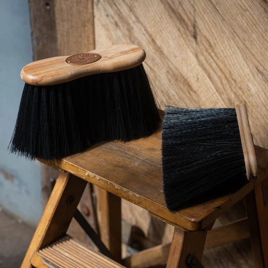 Borstiq Shaped Soft Maxi Flick Brush