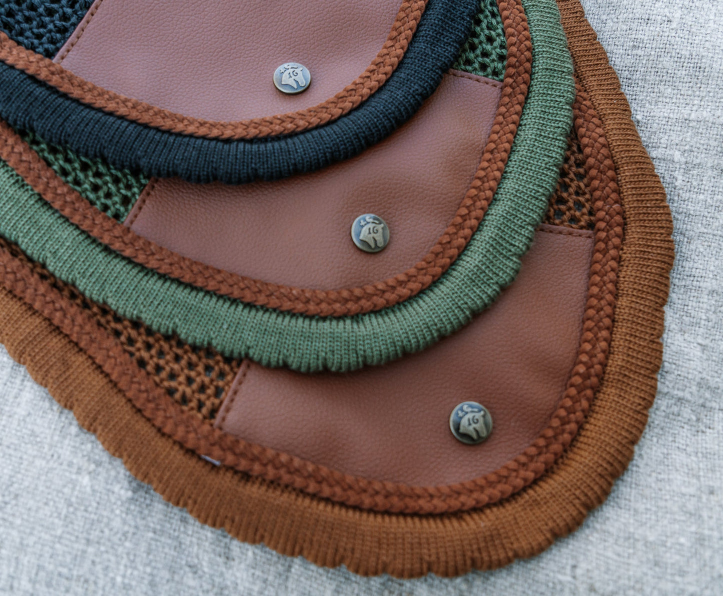 16 Cypress Ear Net - Black & Cognac