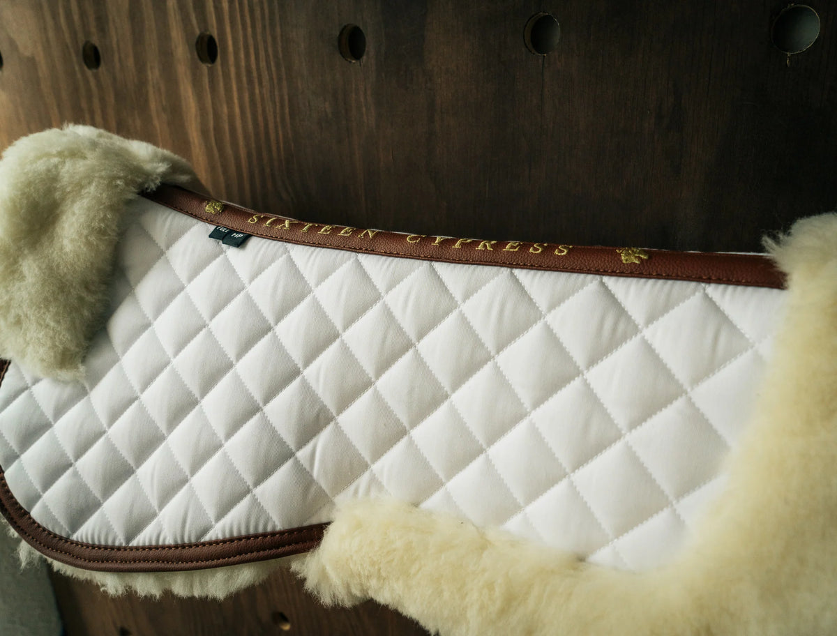 Sixteen Cypress Merino Wool Fleece Half Pad - White & Cognac