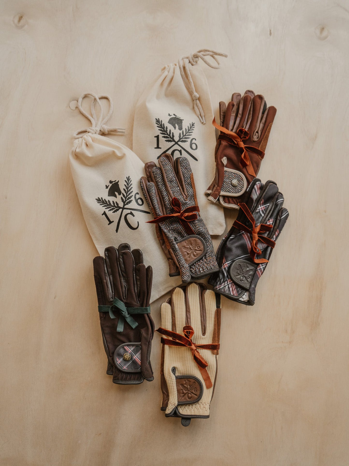 16 Cypress Riding Gloves - Tobacco Field Plaid
